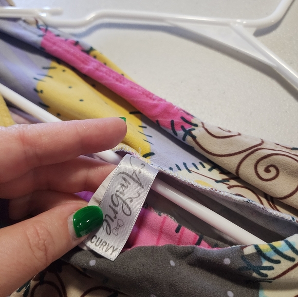 Aubrie Curvy NBC Sally Leggings - Picture 2 of 5